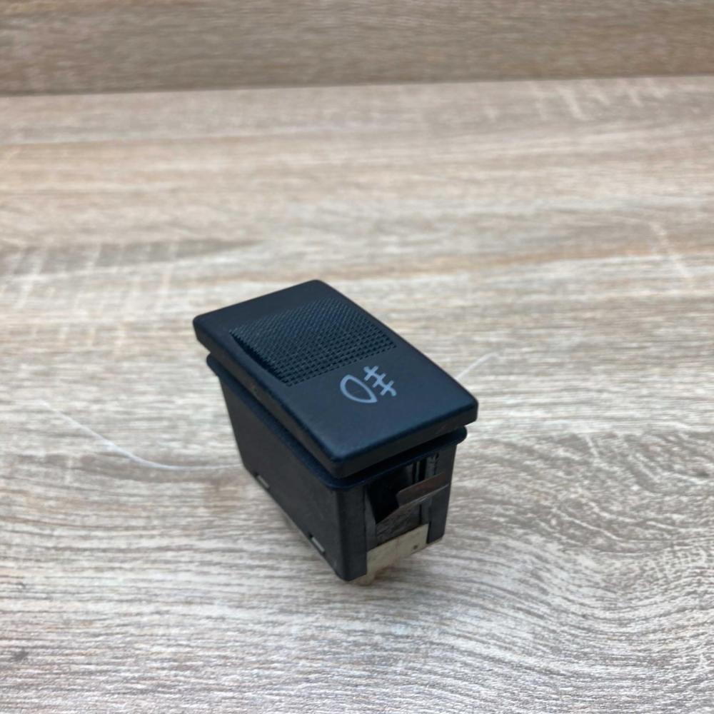 4D0941535   Fog light switch Audi A4 S4 B5 8D