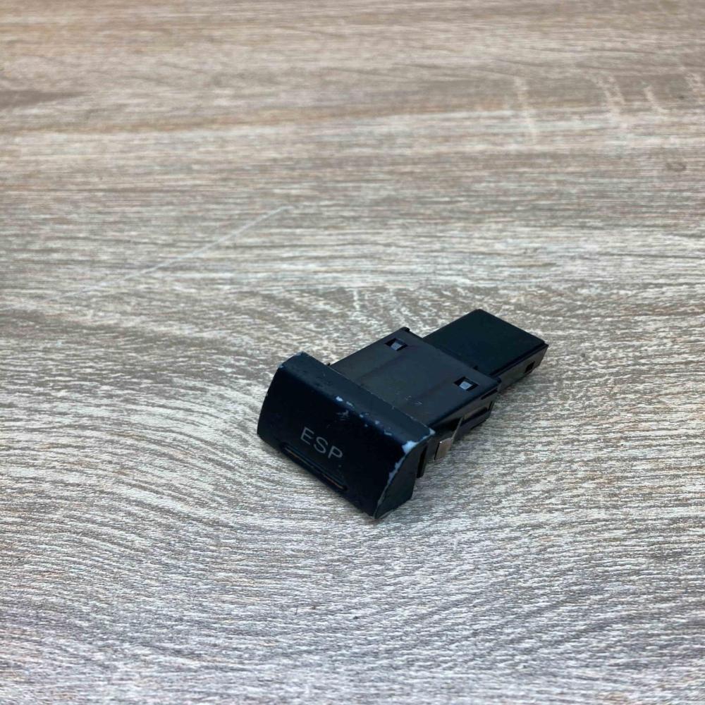 4B0927134A 3102841  ESP (stability program) switch Audi A6 S6 C5 4B