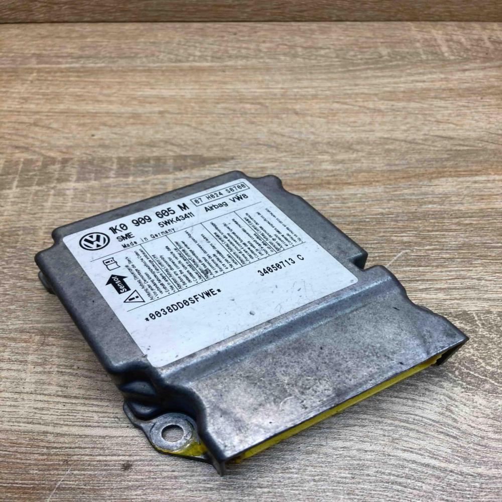 1K0909605M 5WK43411  Airbag control unit/module Skoda Octavia Mk2 (1Z)
