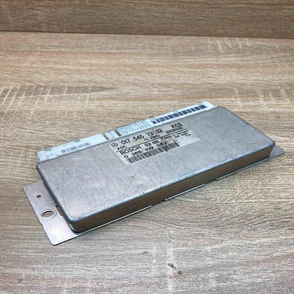 0175457332 0265109052  ABS control unit/module Mercedes-Benz E W210