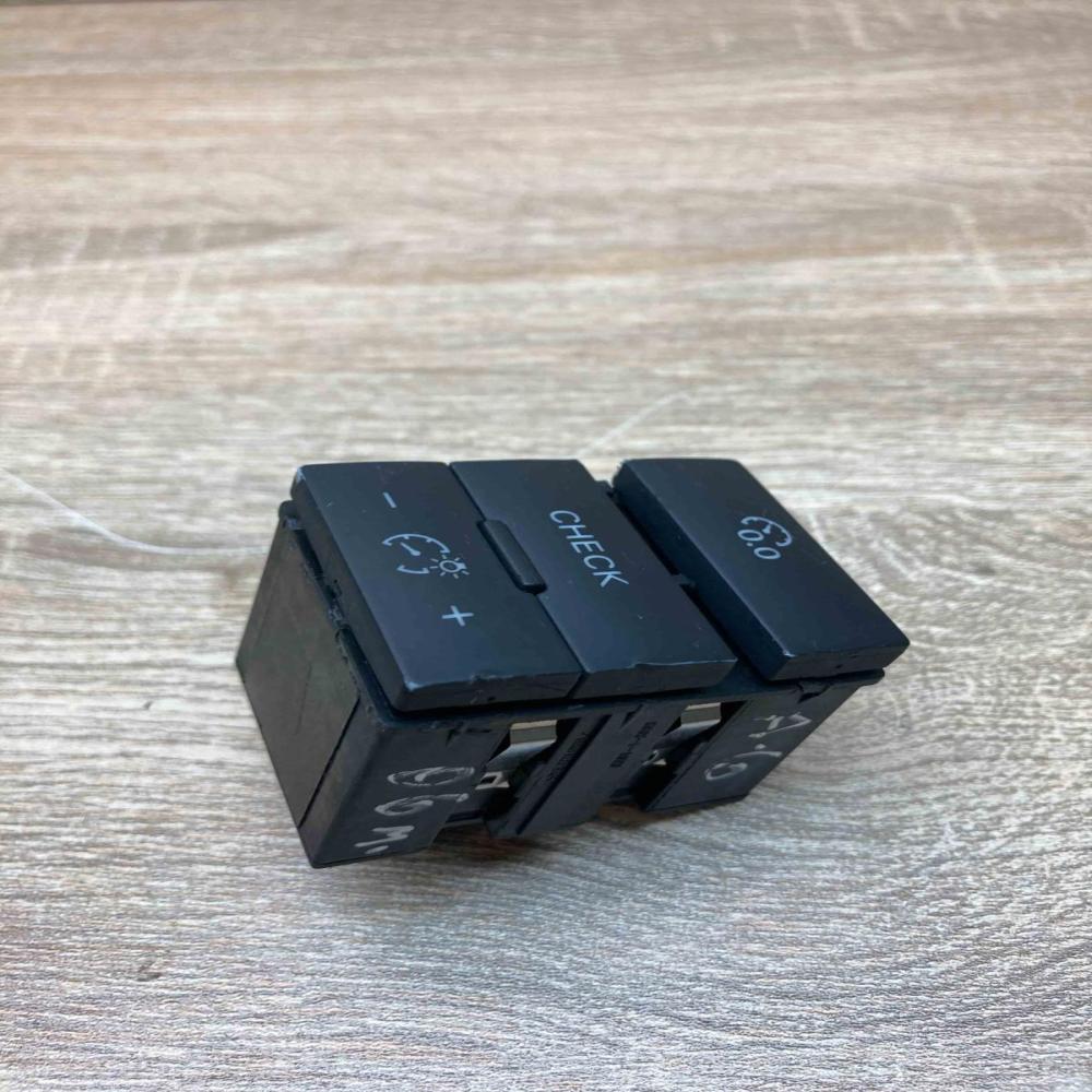 4F0927123   Panel lighting control switch Audi A6 S6 C6 4F