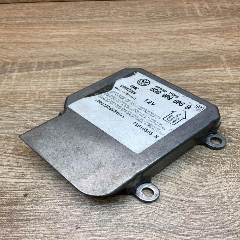 6Q0909605B 5WK42869  Airbag control unit/module Volkswagen PASSAT B5.5