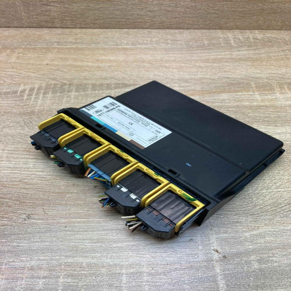 1S7T 15K600 FB 5WK48730B With plug Comfort/convenience module Ford Focus