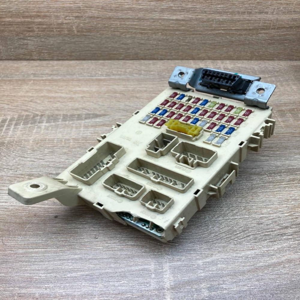 91950 1J030 10 09715 011  Fuse module Hyundai i20 (PB PBT)