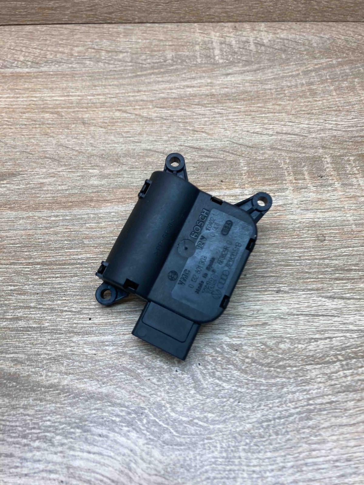 8E1820511B 0132801303  Air flap motor/actuator Audi A4 S4 B7 8E 8H