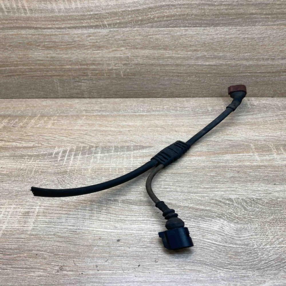 3B0973722A 8T0973702  Plug wire Volkswagen PASSAT B5.5