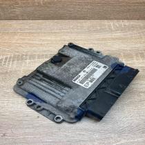 55205622 0281014024  Engine control unit/module ECU Opel Zafira B