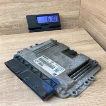 55205622 0281014024  Engine control unit/module ECU Opel Zafira B