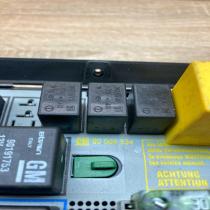90504534   Fuse box set Opel Vectra B