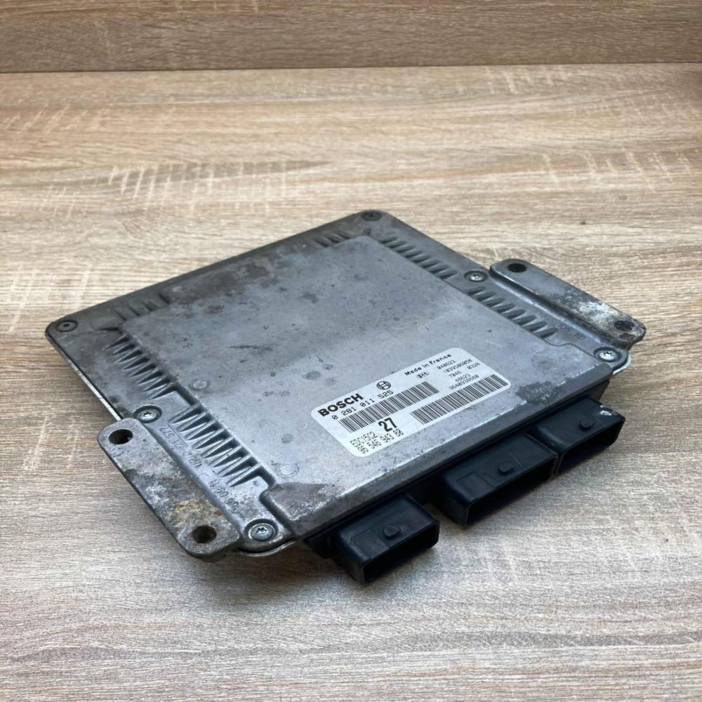 9654694380 0281011525  Engine control unit/module ECU Peugeot 206