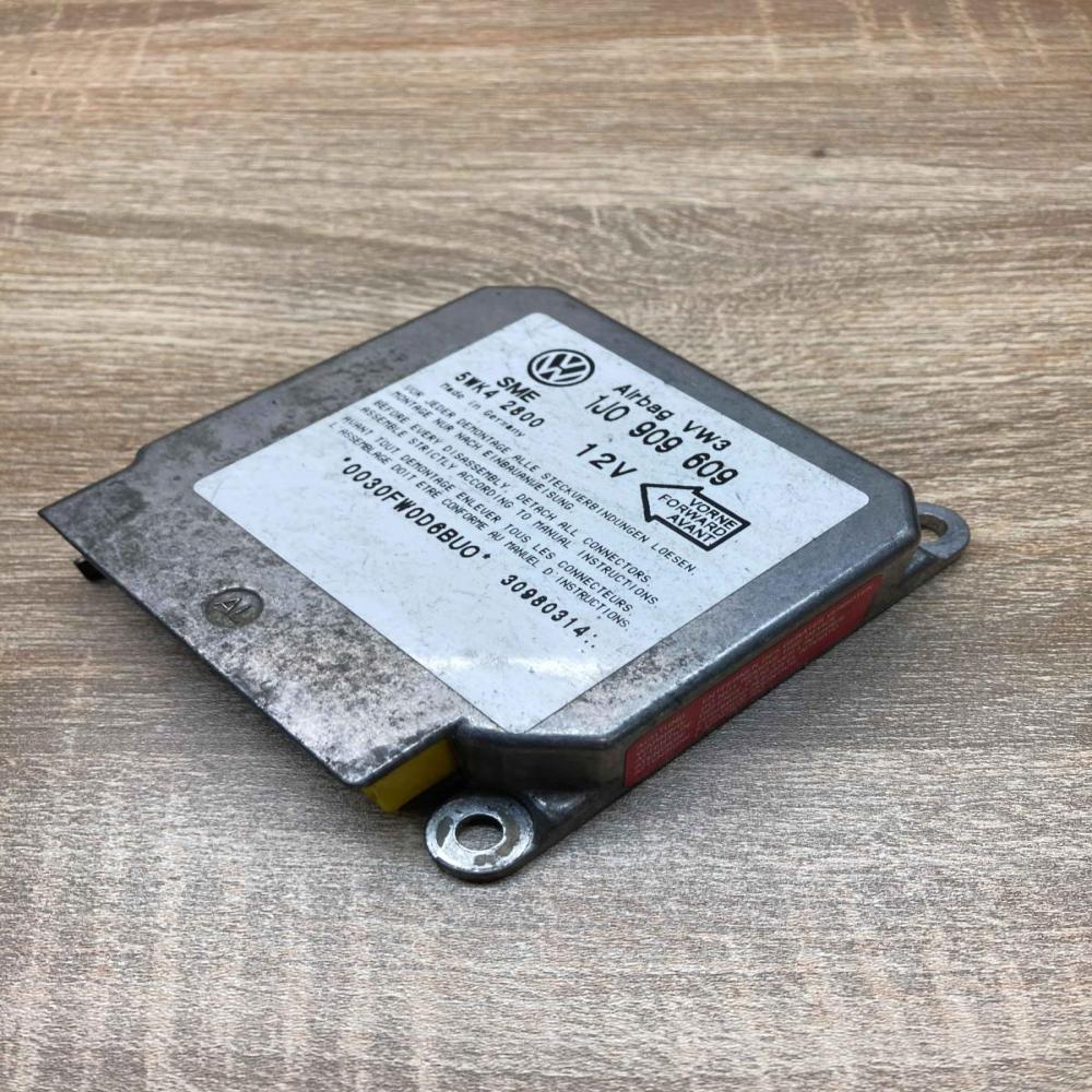 1J0909609 5WK42800  Airbag control unit/module Volkswagen Golf IV