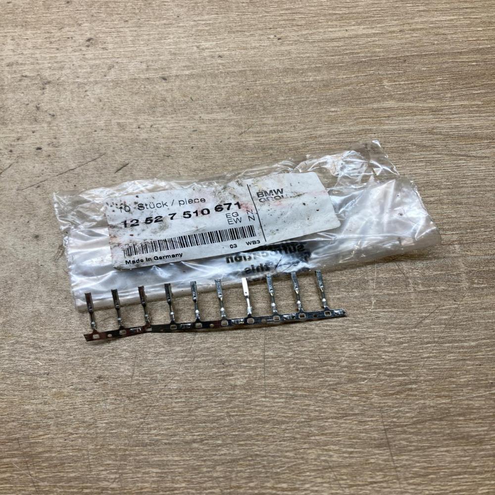 7510671 12527510671  Other relay BMW 5 F10 F11