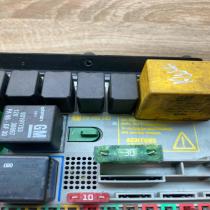 09152787   Fuse module Opel Vectra B