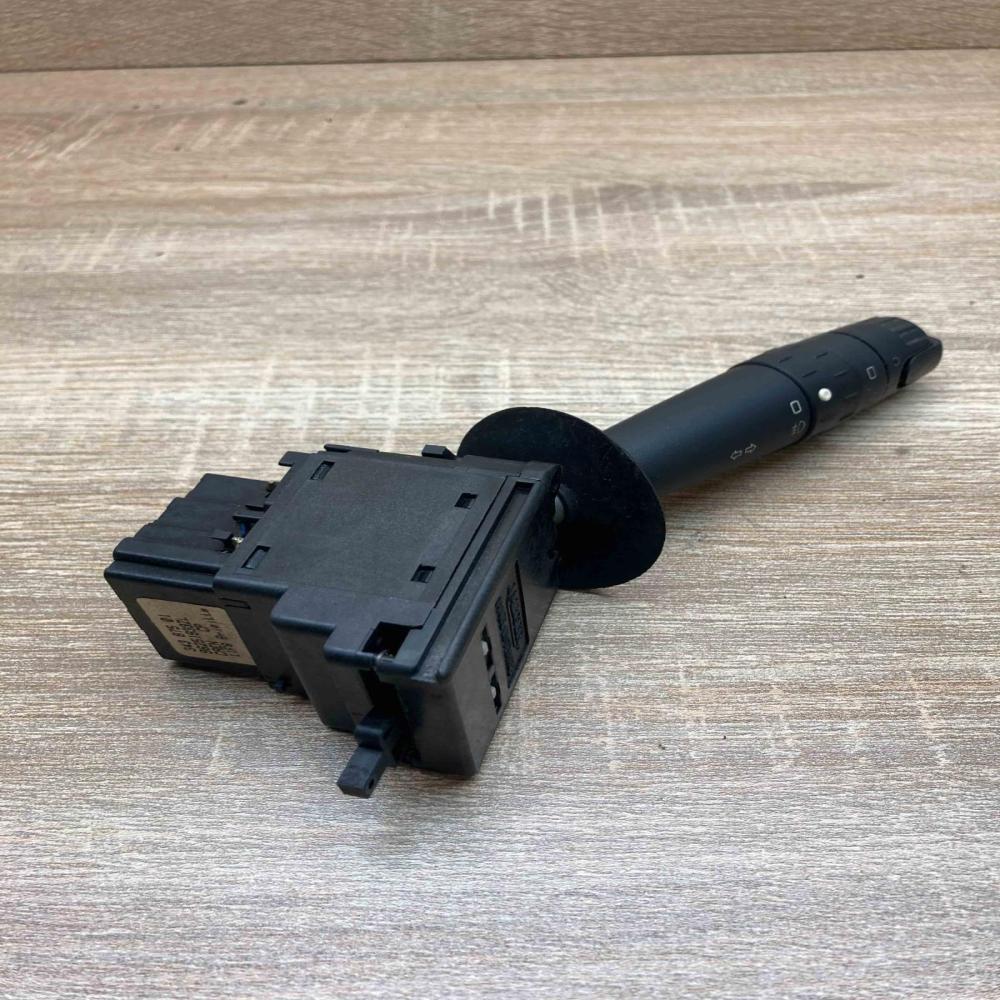 96251933ZL   Indicator stalk Peugeot 406