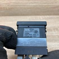 3B0963564A   Seat heating switch Volkswagen PASSAT B5