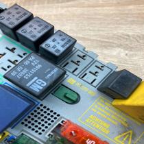 90589965  With Relay Fuse module Opel Astra G