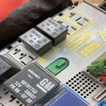 90589965  No plug socket Fuse module Opel Zafira A