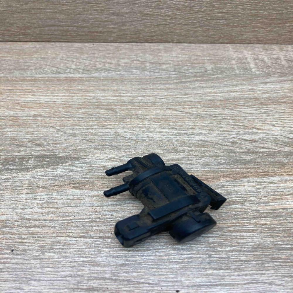 191906283A   Turbo solenoid valve Volkswagen PASSAT B4