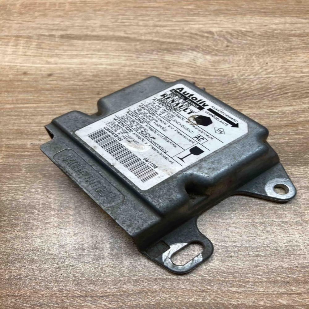 8200098401 550751800  Airbag control unit/module Renault Kangoo I