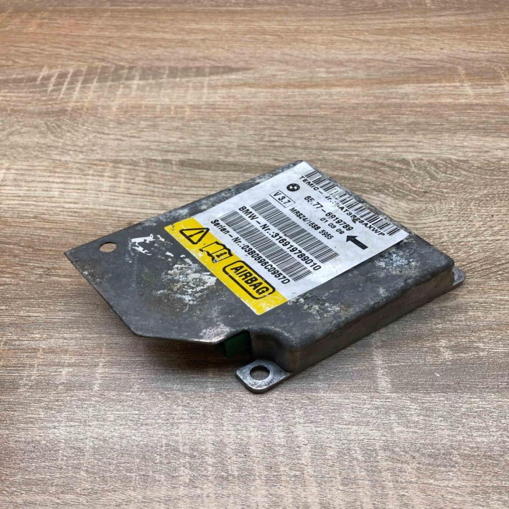 6919789  V37 Airbag control unit/module BMW 5 E39