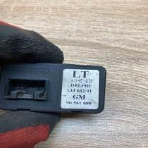 90561088 13363201  Electric window control switch Opel Zafira A