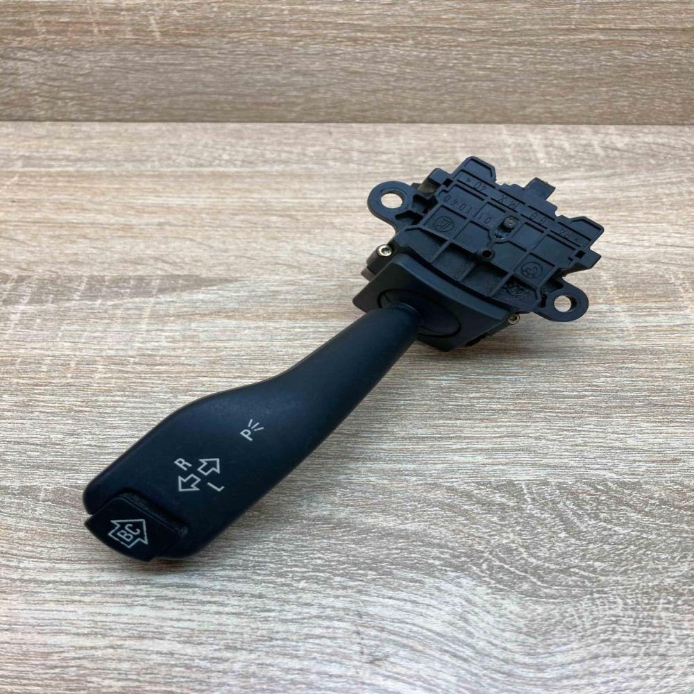 8363668 01104010  Indicator stalk BMW 5 E39