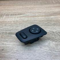 Kirsten Mirror Switch   Wing mirror switch Peugeot 307