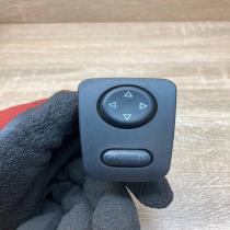 Kirsten Mirror Switch   Wing mirror switch Peugeot 307
