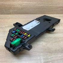 13223679 518898002 JB Fuse module Opel Vectra C