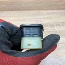 98AG 14529 CB K808X  Electric window control switch Ford Focus