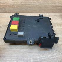 13112914 519049035 AU Fuse module Opel Signum