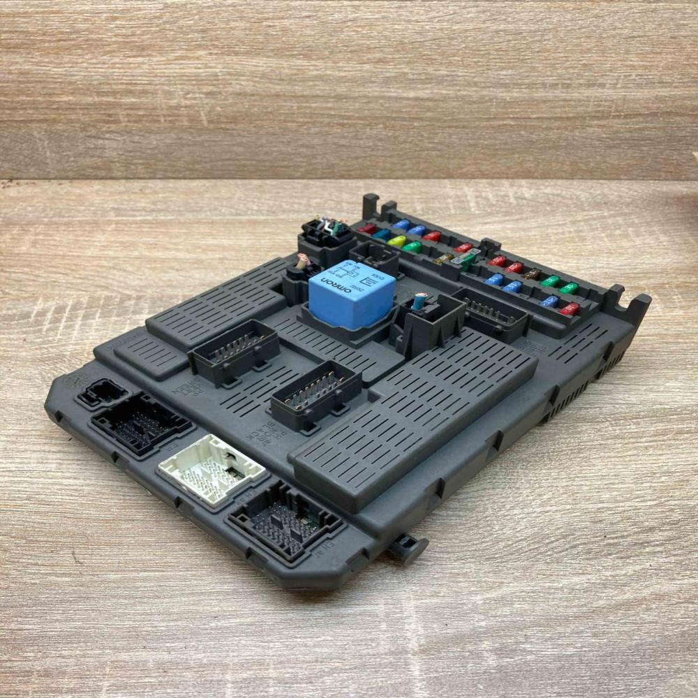 1400310480 151110 5410398  Fuse box set Peugeot 807