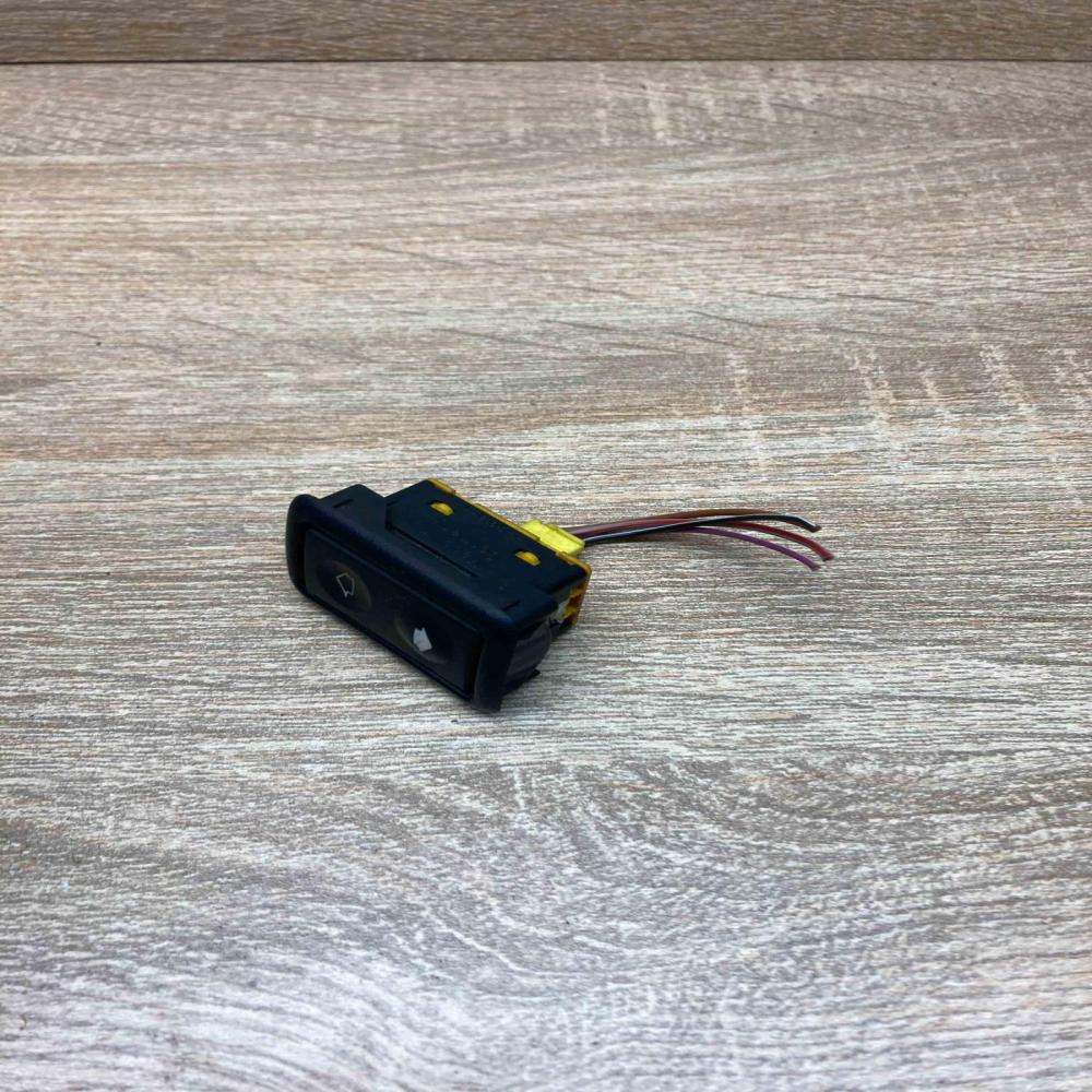 8368941  With Plug Electric window control switch BMW 3 E46