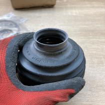 1607020480 136 104  Steering tie rod boot Peugeot 5008 II