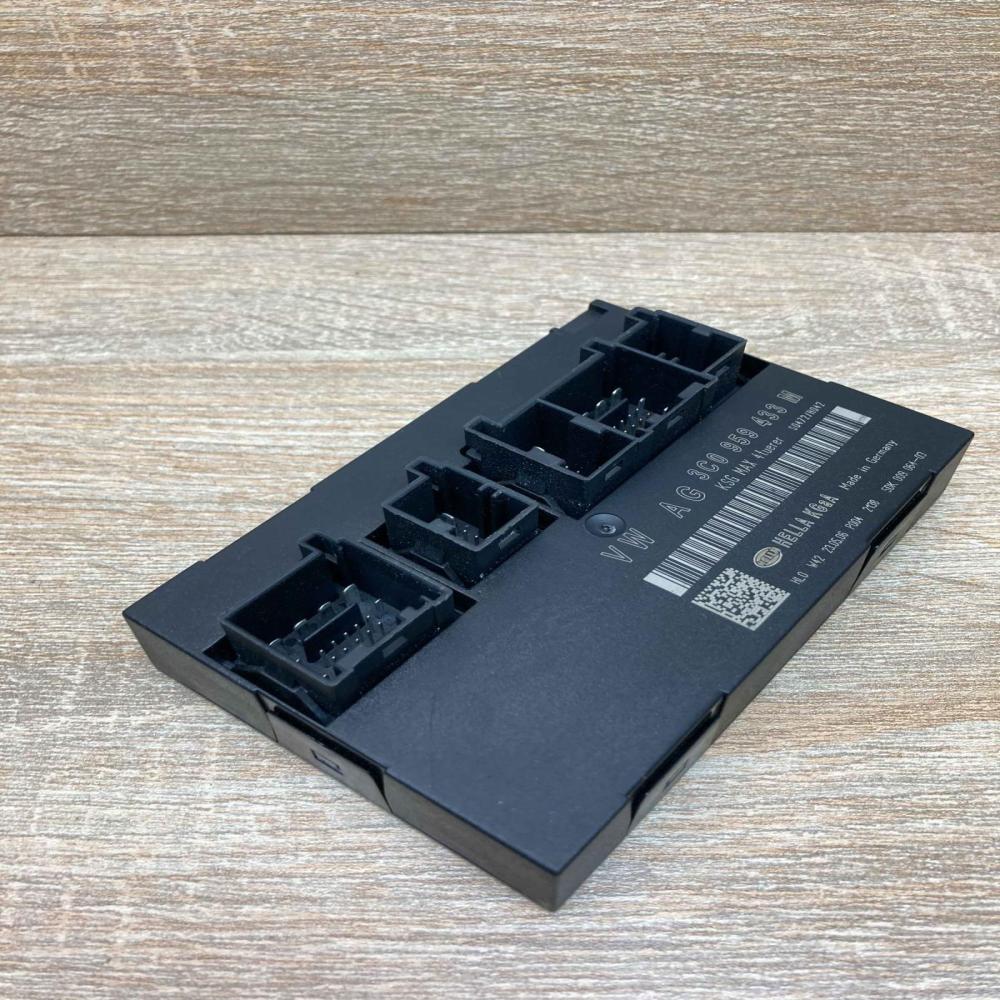 3C0959433M 5DK009064  Comfort/convenience module Volkswagen PASSAT B6