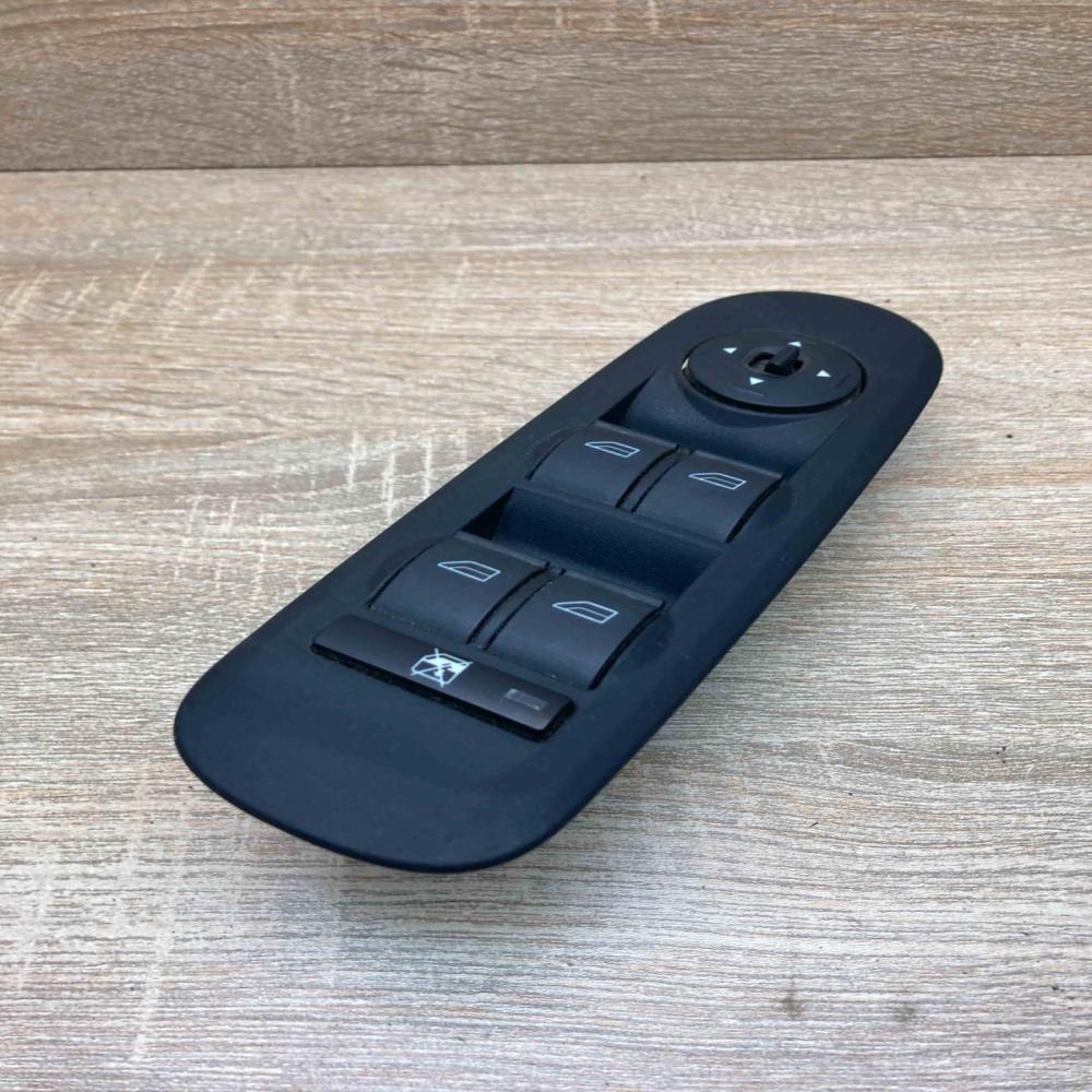 6M2T 14A132 AE   Electric window control switch Ford Galaxy