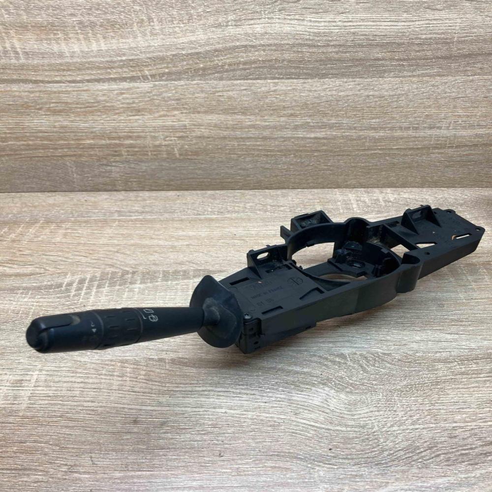 9618706880 96205590ZL  Wiper turn signal indicator stalk/switch Peugeot 406