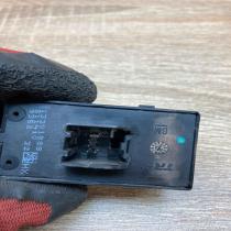 13301888   Electric window control switch Opel Insignia A