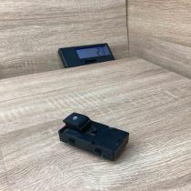 13301888   Electric window control switch Opel Insignia A