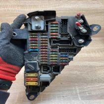 6906588 518811039  Fuse module BMW 5 E60 E61