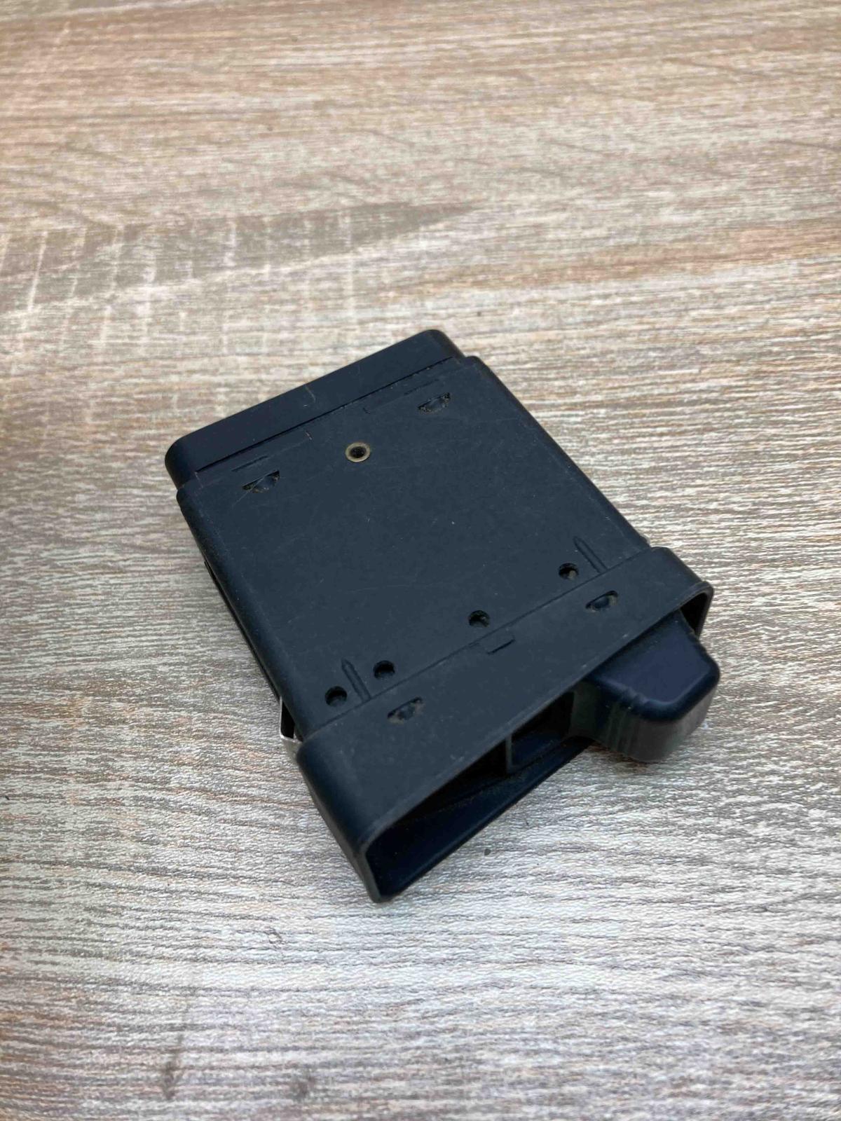 E34 Kirsten Light Switch   Light switch BMW 5 E34