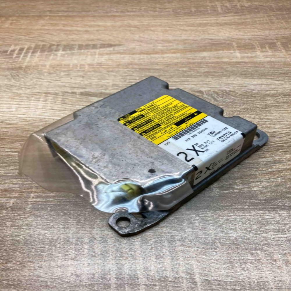 89170 05220 215955 102 2X Airbag control unit/module Toyota Avensis T250