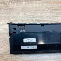 6904306   Electric window control switch BMW 7 E38