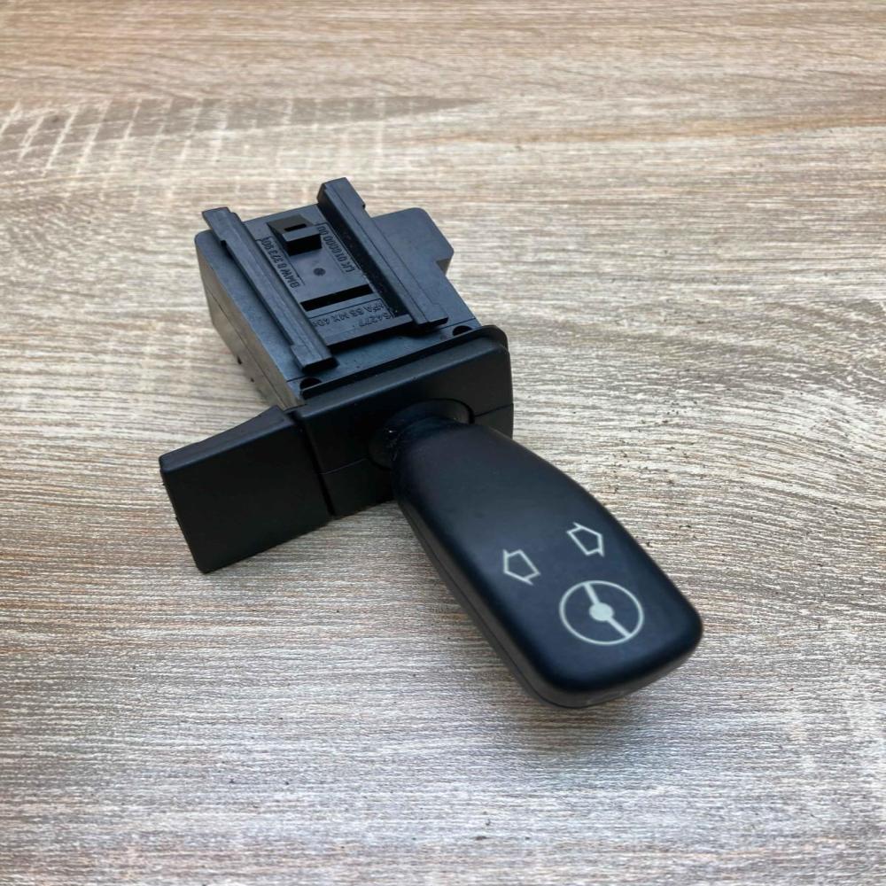 8373901 01800000  Steering wheel adjustment handle/lever BMW X5 E53