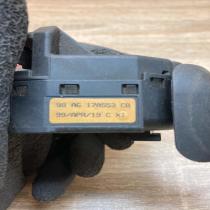 98AG 17A553 CB   Wiper control stalk Ford Focus