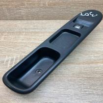 27462   Electric window control switch Peugeot 307