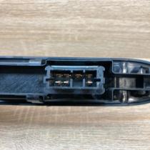27462   Electric window control switch Peugeot 307