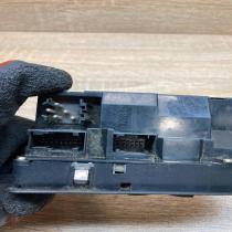 8368967   Electric window control switch BMW 5 E39