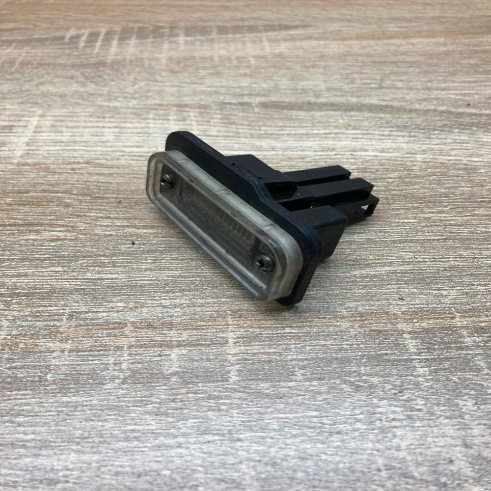 A2038200256 153061  Number plate light Mercedes-Benz C W203