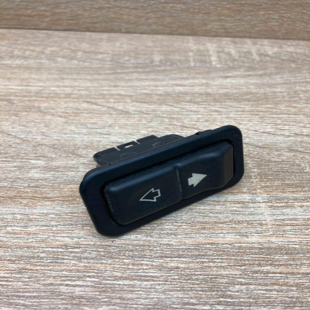 9605427377 22630  Electric window control switch Peugeot 206